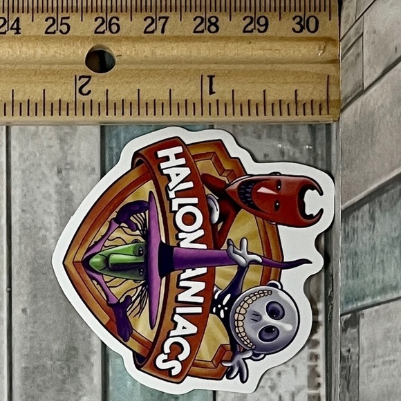 ๐10/$10๐ Nightmare Before Christmas Waterproof Vinyl Sticker Decal - Picture 2 of 2
